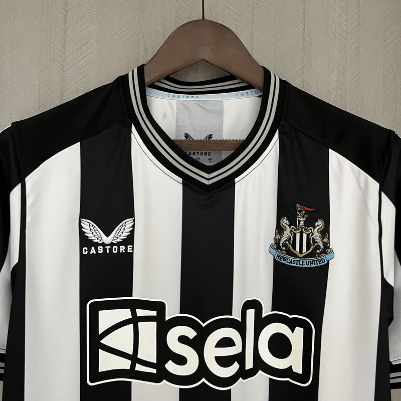 Camisa I Newcastle | 23/24 Torcedor Castore - Preta e Branca