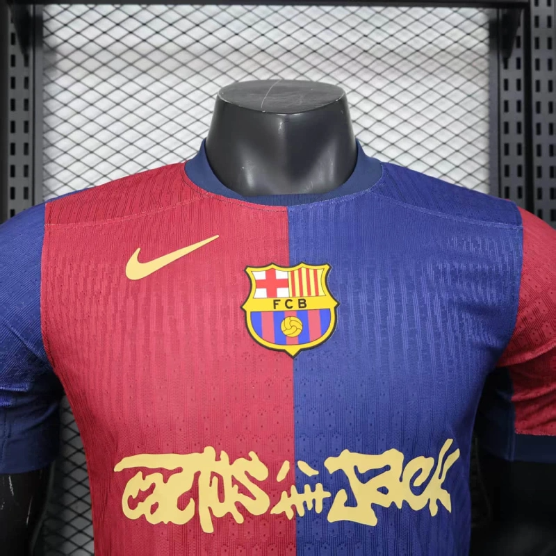Camisa I Barcelona | 24/25 Modelo Jogador Nike - Vermelha e Azul (Travis Scott)