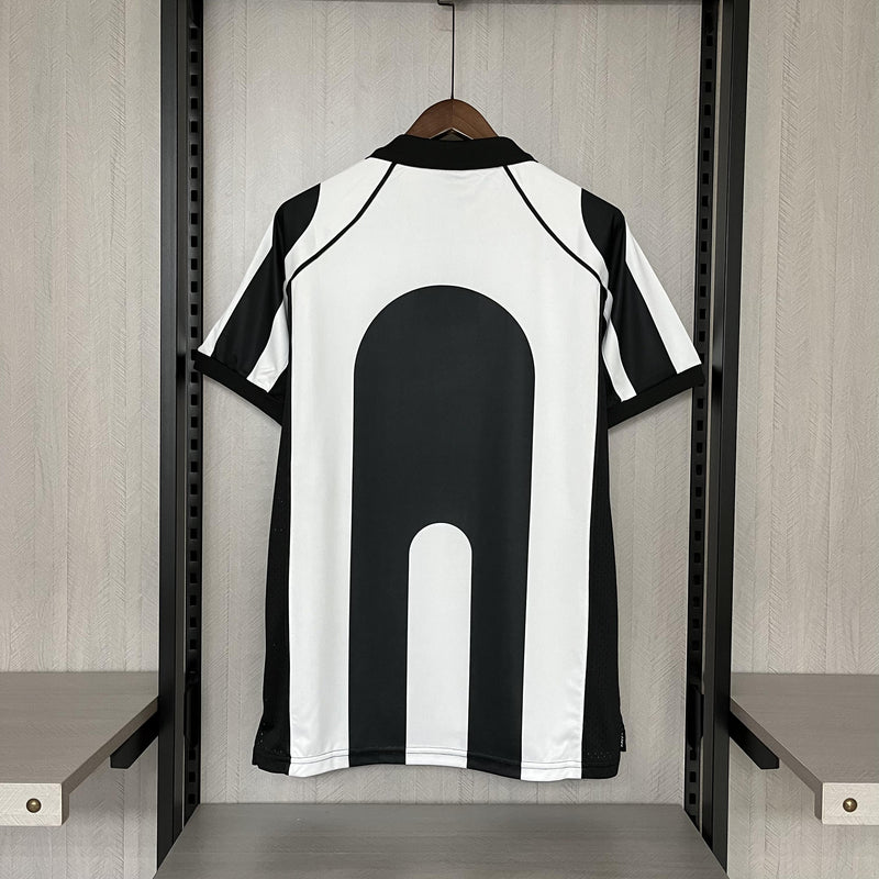 Camisa I Juventus Retrô | 97/98 Kappa - Branca e Preta