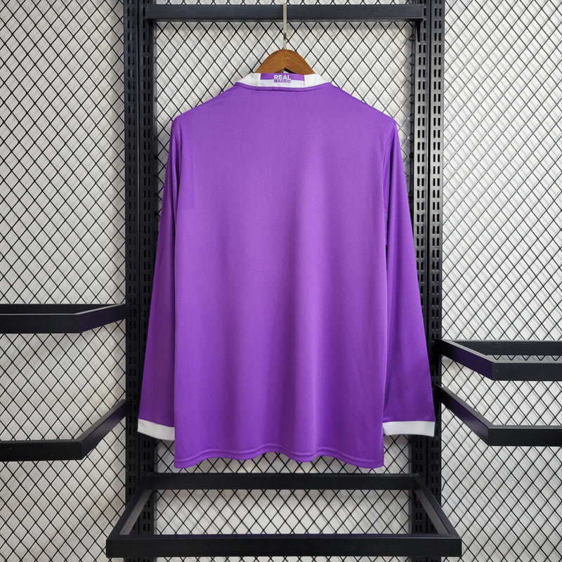Camisa Champions League Real Madrid Retrô | 16/17 Adidas - Roxa - Manga Longa