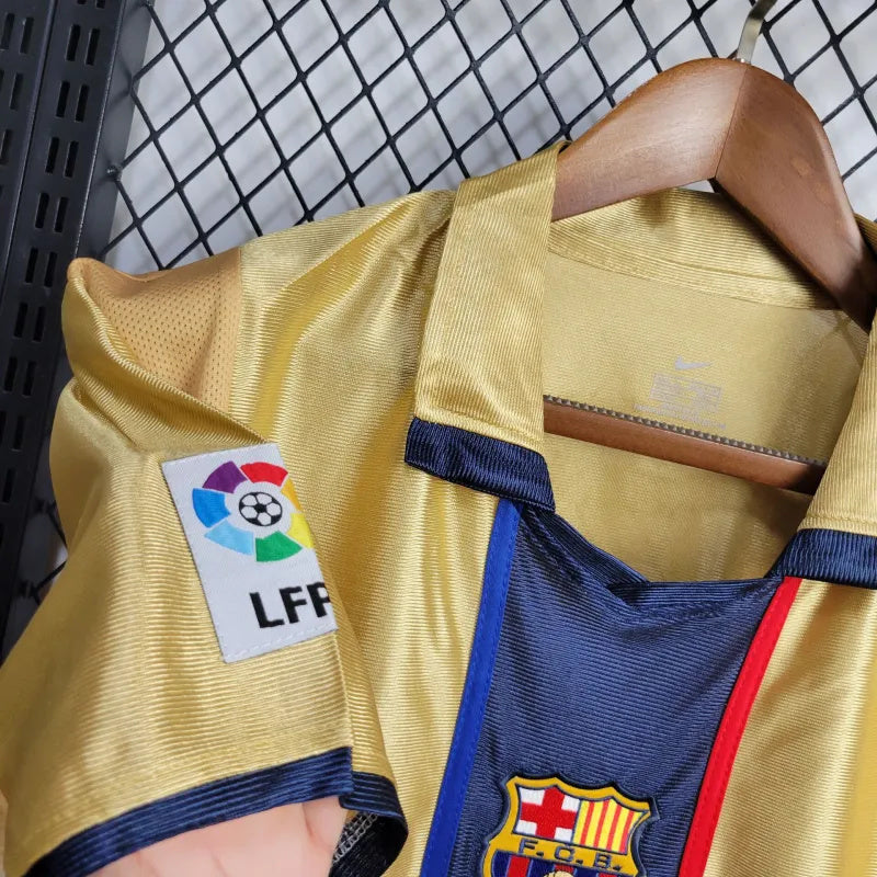 Camisa II Barcelona Retrô | 01/02 Nike - Dourada