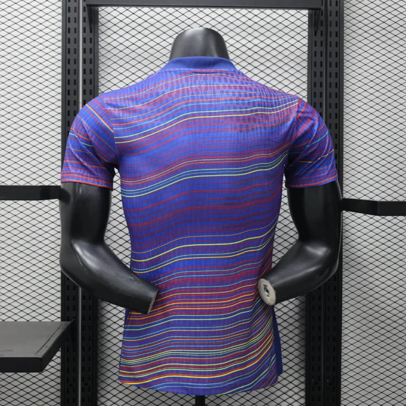 Camisa Pré Jogo Barcelona | 25/26 Modelo Jogador Nike - Azul Vermelha e Amarela
