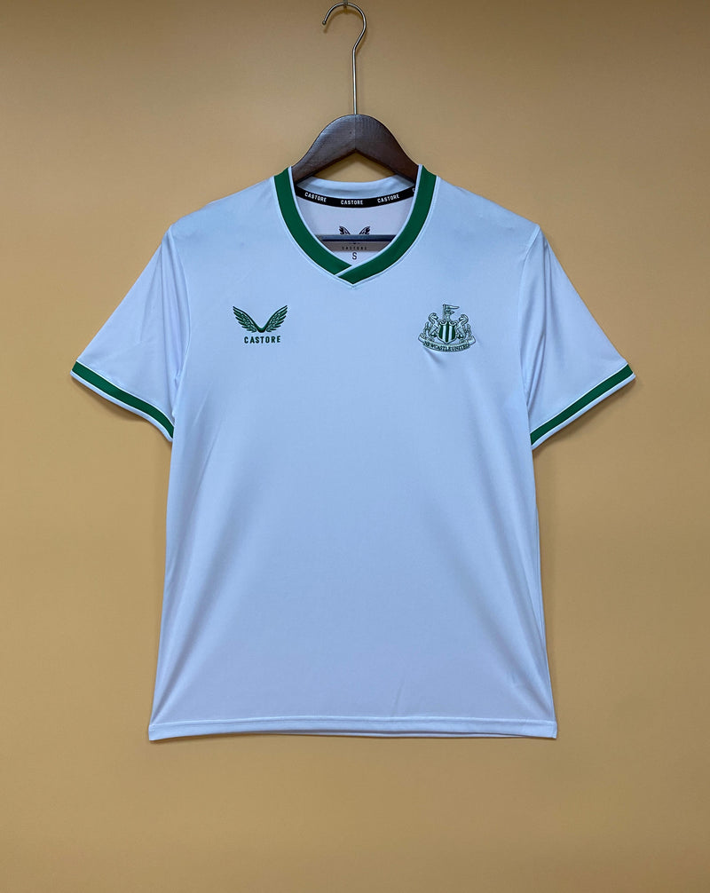 Camisa III Newcastle | 22/23 Torcedor Castore - Branca