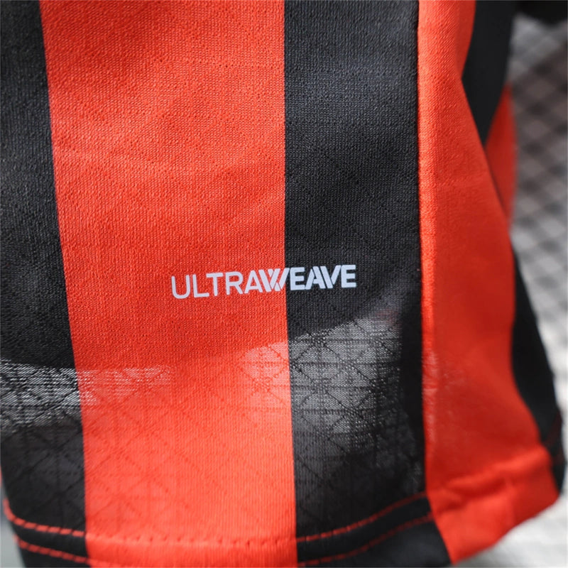 Camisa Edição Especial 125 anos Milan | 25/26 Jogador Puma - Vermelha e Preta