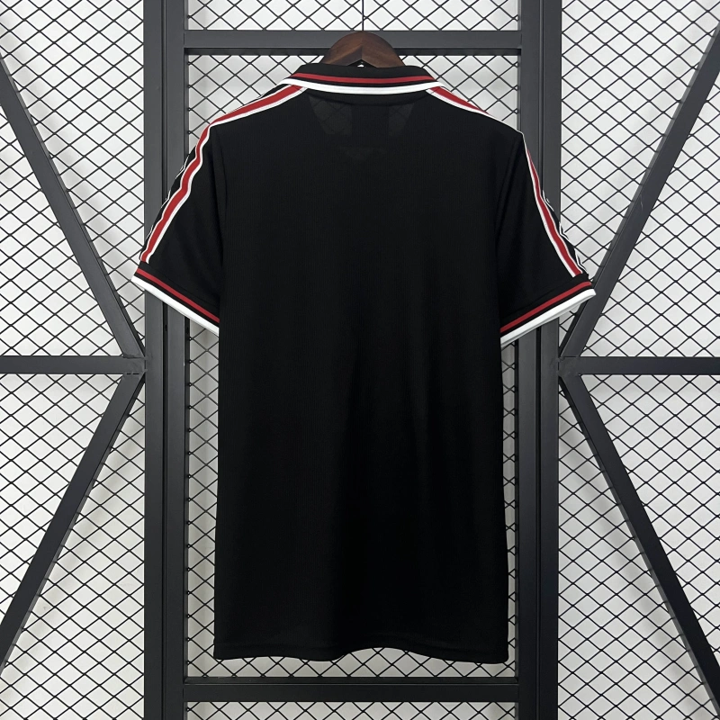 Camisa III Manchester United Retrô | 98/99 Umbro - Preta