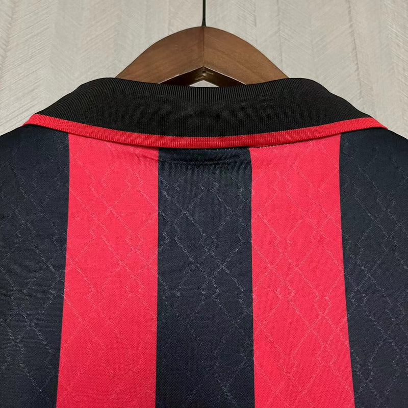 Camisa I Milan Retrô | 95/96 Torcedor Lotto - Vermelha e Preta