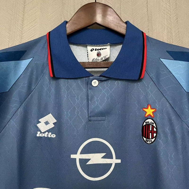 Camisa IV Milan Retrô | 95/96 Torcedor Lotto - Azul