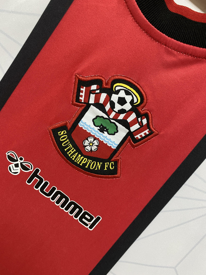 Camisa I Southampton | 22/23 Torcedor Hummel - Branca e Vermelha