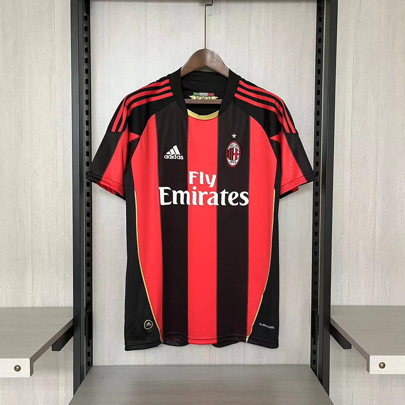 Camisa I Milan Retrô | 10/11 Torcedor Adidas - Vermelha e Preta