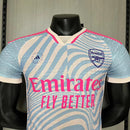 Camisa Arsenal x Stella McCartney | 23/24 Modelo Jogador Adidas - Azul e Rosa