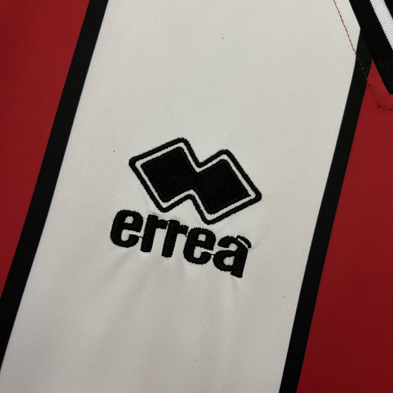 Camisa I Sheffield United | 23/24 Torcedor Errea - Vermelha e Branca