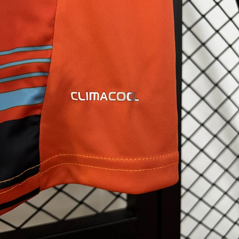Camisa III Olympique de Marseille Retrô | 11/12 Adidas - Laranja e Azul