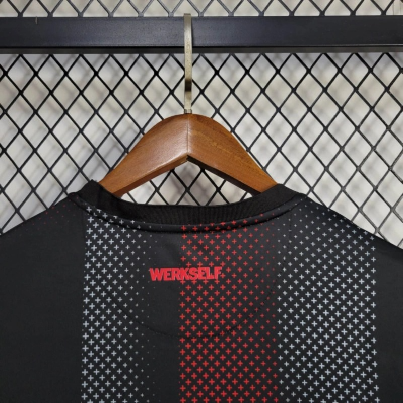 Camisa I Bayer Leverkusen | 25/26 Torcedor New Balance - Preta e Vermelha