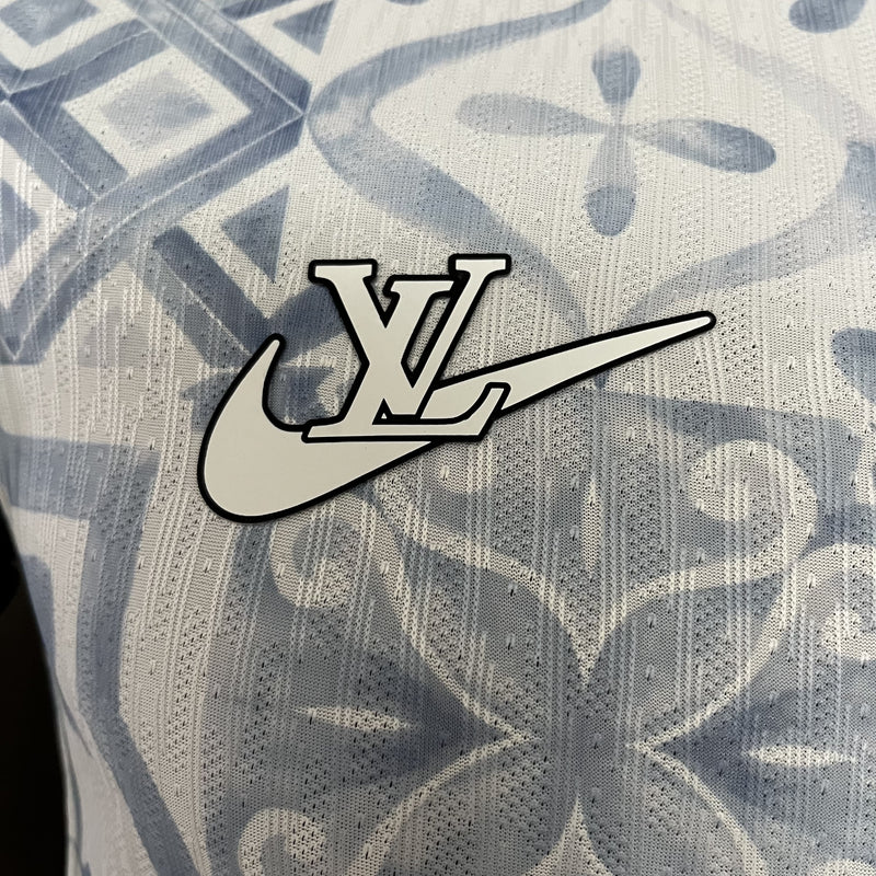 Camisa LV Joint Edition Portugal | 24/25 Modelo Jogador Nike - Branca e Azul