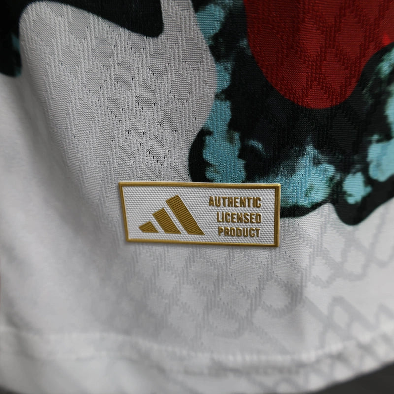 Camisa Pré Jogo Bayern de Munique | 25/26 Modelo Jogador Adidas - Branca Vermelha e Azul
