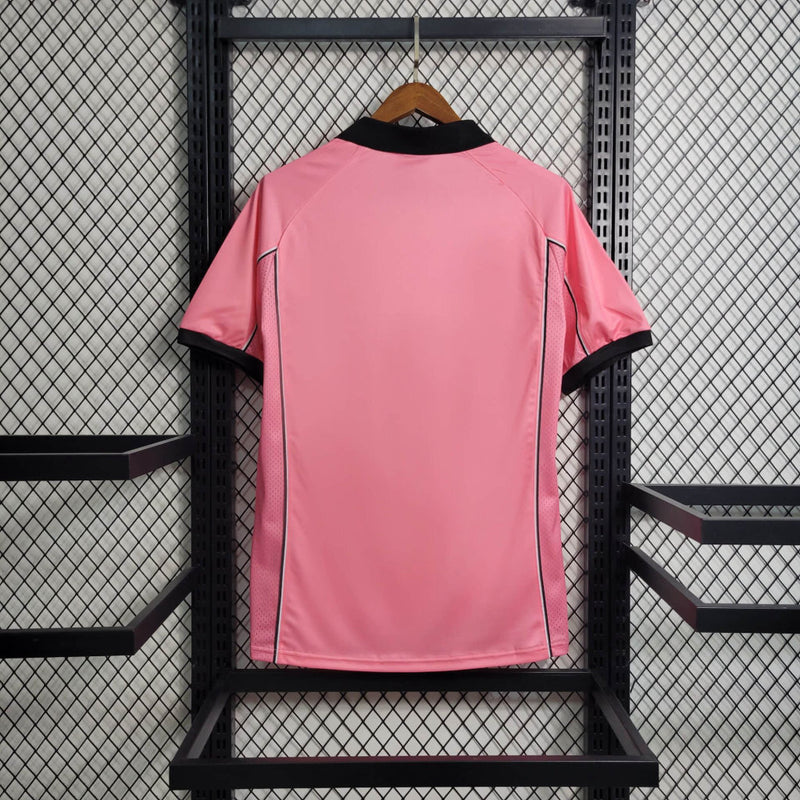 Camisa III Juventus | 97/98 Torcedor Kappa - Rosa e Preta