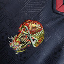 Camisa Iron Maiden x West Ham Retrô | 2010 - Azul e Vermelha