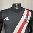 Camisa de Treino River Plate | 23/24 Modelo Jogador Adidas - Preta Vermelha e Branca