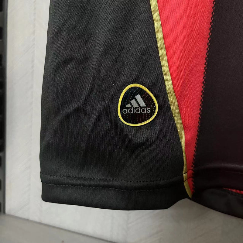 Camisa I Milan Retrô | 10/11 Torcedor Adidas - Vermelha e Preta