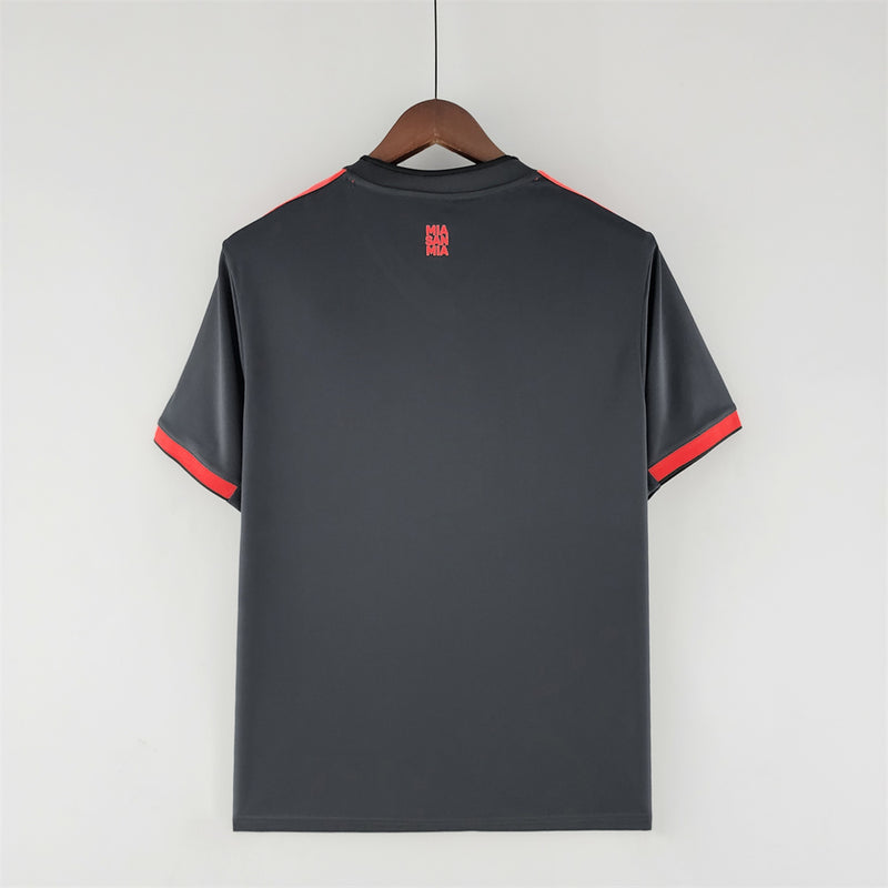 Camisa III Bayern de Munique | 22/23 Torcedor Adidas - Preta e Vermelha