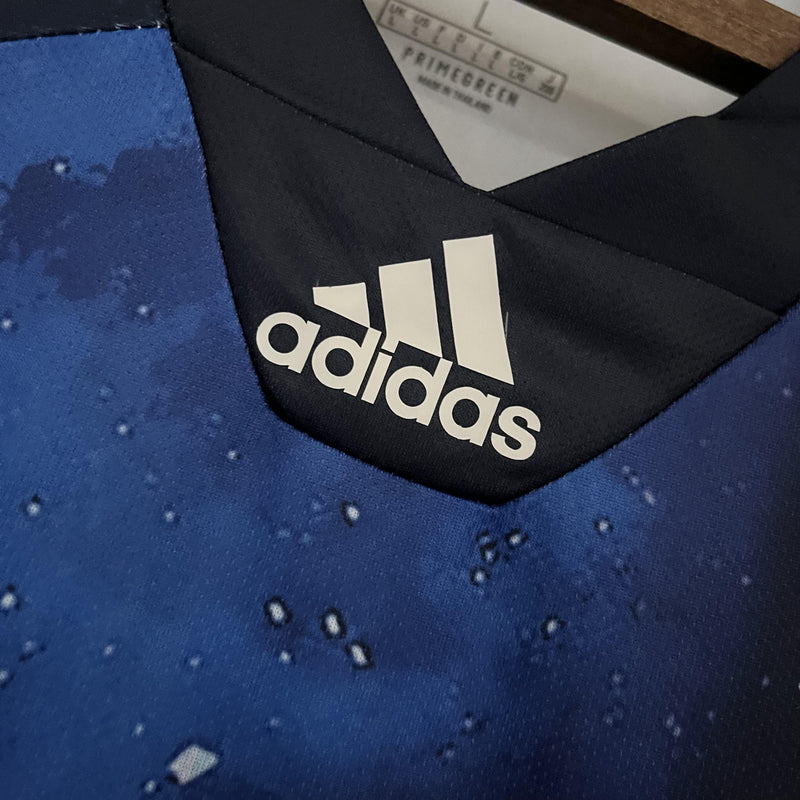 Camisa Sky Star Real Madrid Retrô | 18/19 Torcedor Adidas - Preta e Azul