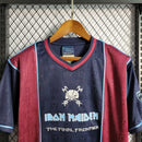 Camisa Iron Maiden x West Ham Retrô | 2011 - Azul e Vermelha