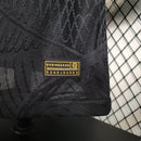 Camisa CR7 X Sporting | 23/24 Modelo Jogador Nike - Preta e Dourada