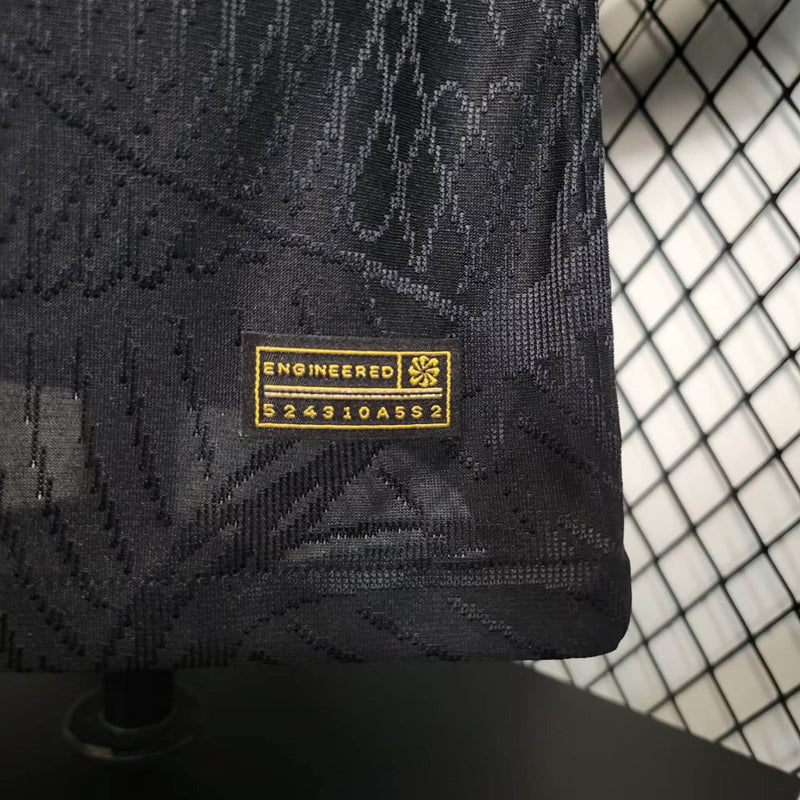 Camisa CR7 X Sporting | 23/24 Modelo Jogador Nike - Preta e Dourada