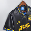 Camisa III Manchester United Retrô | 93/95 Umbro - Preta